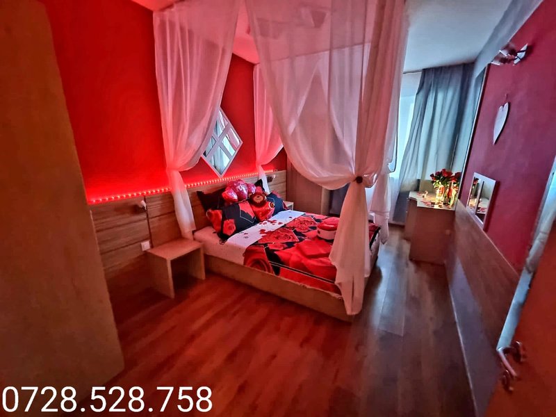 Rin Grand Vitan regim hotelier apartament romantic